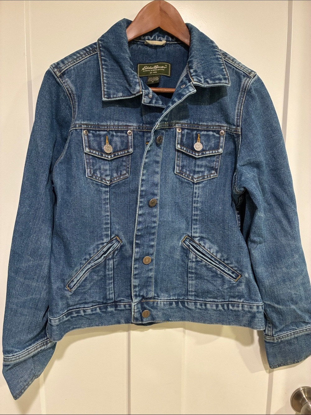 Eddie Bauer Medium Blue Denim Trucker Jacket